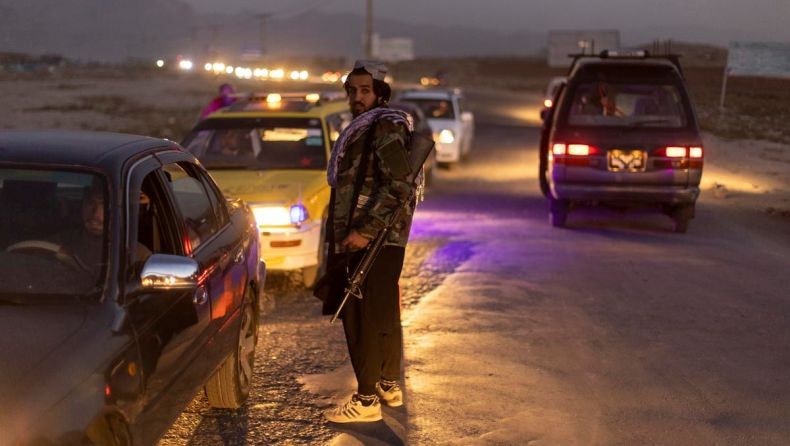 ISIS Bertanggung Jawab atas Ledakan Fasilitas Listrik yang Bikin Kabul Gelap Gulita