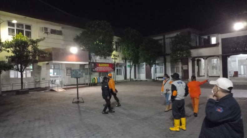 Antisapi Gempa Susulan, RSUD Ambarawa Dirikan Tenda Darurat