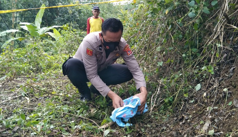 Geger, Jasad Bayi Ditemukan Terikat Perban di Semak Tanjakan Gentong Tasikmalaya