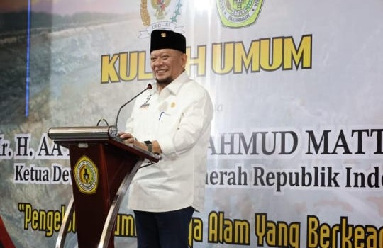 Pemerintah dan Bank Diminta Permudah Akses Kredit agar Warga Tak Terjerat Pinjol