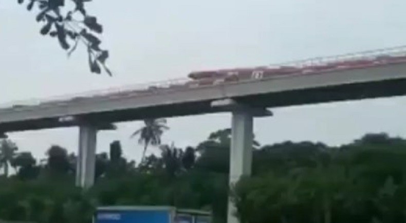 LRT Tabrakan di Munjul, Damkar : Kereta Tak Ada Penumpang