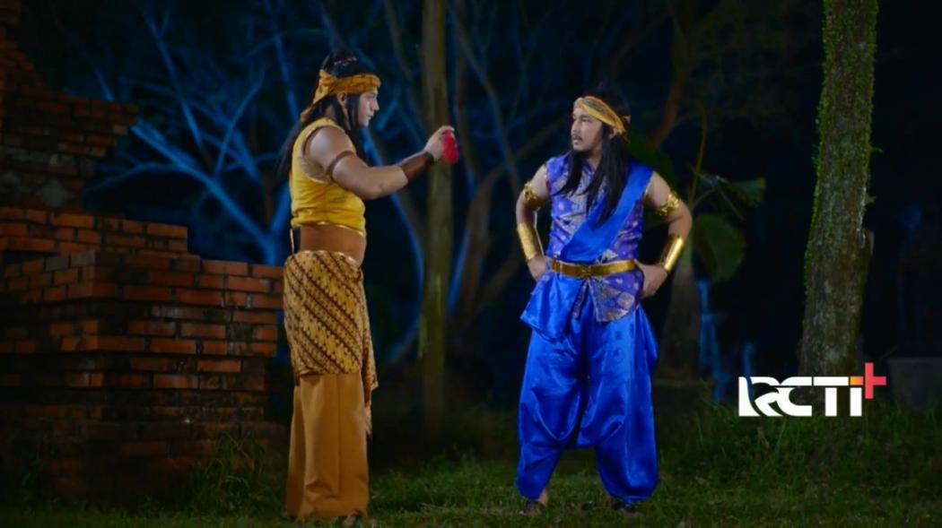 Dangdi dan Dwipangga Bertengkar tapi Kamandanu berusaha Melerai, Saksikan Tutur Tinular di MNCTV