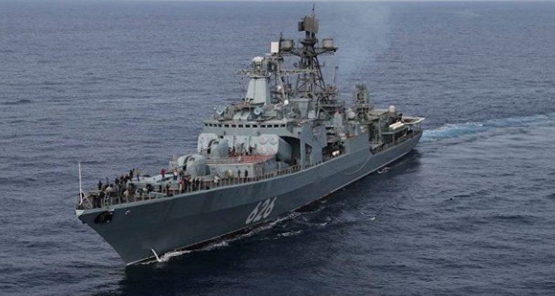 Kapal Perang Rusia Gagalkan Pembajakan Kapal Kontainer di Perairan Afrika