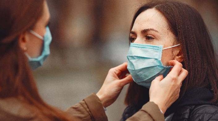 Terlalu Sering Pakai Masker Wajah Jerawatan, Ikuti 5 Langkah Ini untuk Mencegahnya