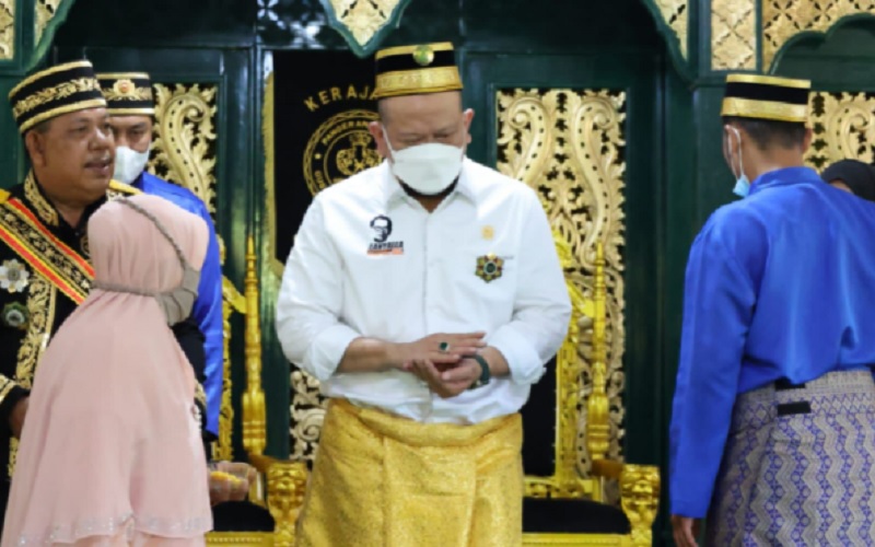 Ketua DPD La Nyalla Dapat Gelar Pangeran Jaya Sukma Dilaga dari Kerajaan Kusuma Negara