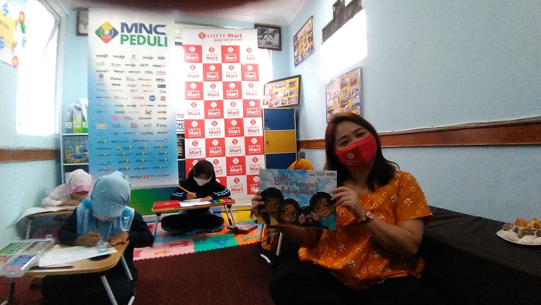 Dapat Bantuan MNC Peduli, Kepala PAUD TBM Minda Smart: Anak-anak Butuh Bahan Bacaan 