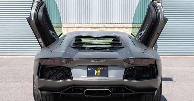 Gokil, Plat Nomor Unik dari Supercar Ini Dijual Rp343 Miliar