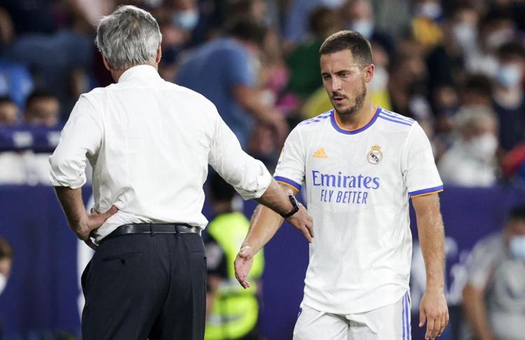 Carlo Ancelotti Persilakan Eden Hazard Keluar dari Real Madrid, Sudah Muak?