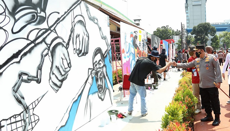 Jenderal Sigit ke Peserta Mural : Gambar Kritik Paling Pedas Jadi Sahabat Kapolri