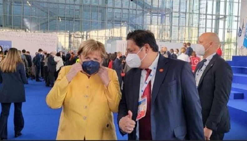 Bertemu di KTT G20, Airlangga Senang Kanselir Jerman Angela Merkel Pakai Baju Kuning