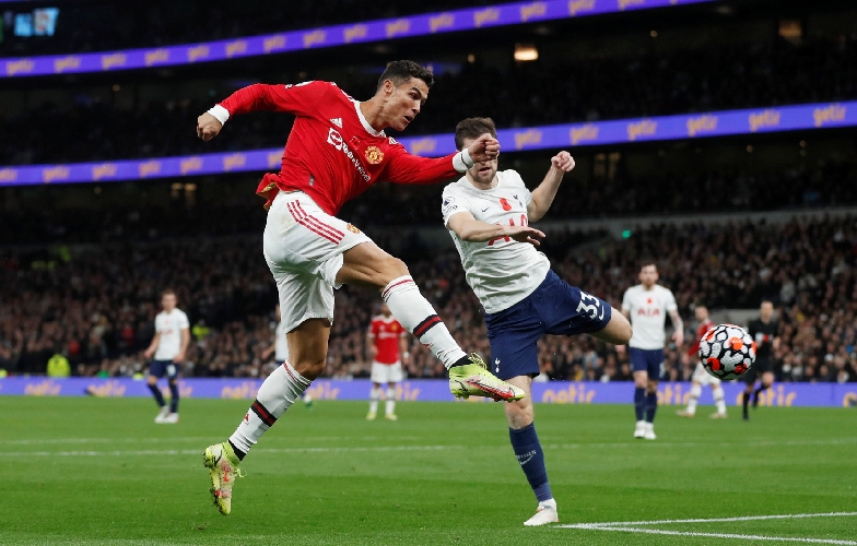 Akhiri Tren Buruk, Cristiano Ronaldo Pimpin Man United Libas Tottenham