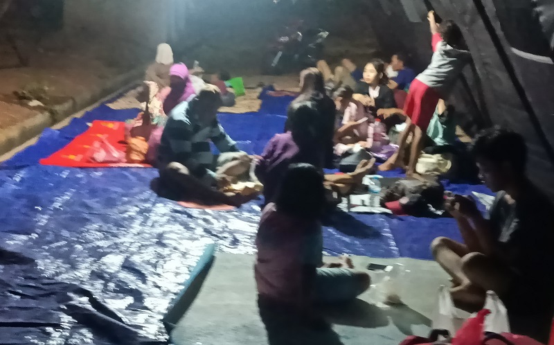 Kali Sunter Meluap, 50 Warga Cipinang Melayu Mengungsi