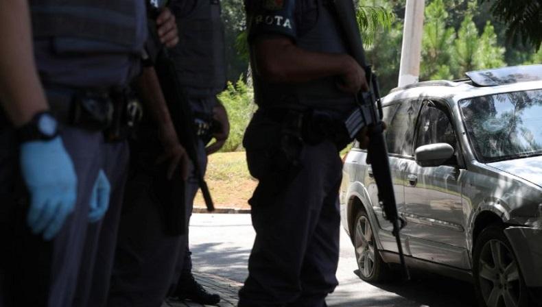 Baku Tembak Polisi dan Perampok, 25 Orang Tewas