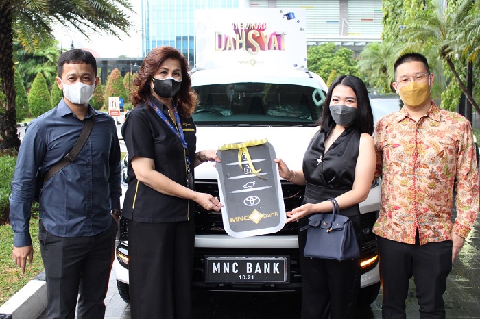4 Bulan Buka Tabungan Dahsyat dari MNC Bank (BABP), Nasabah Ini Raih Toyota Fortuner