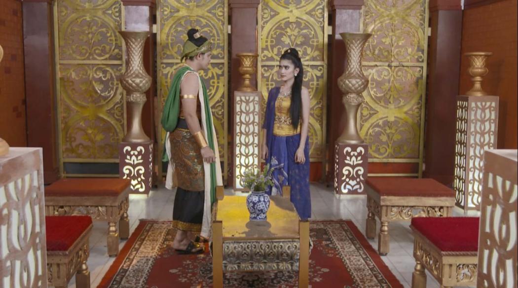 Kamandanu Selamatkan Nari Ratih dari Dwipangga, Saksikan Tutur Tinular di MNCTV