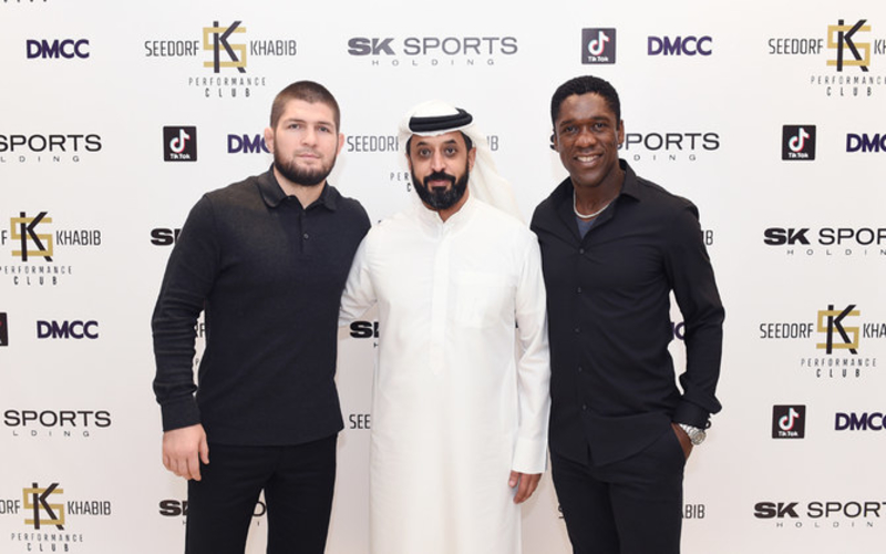 Khabib Nurmagomedov dan Clarence Seedorf Dirikan Sekolah Sepak Bola Unik di Dubai