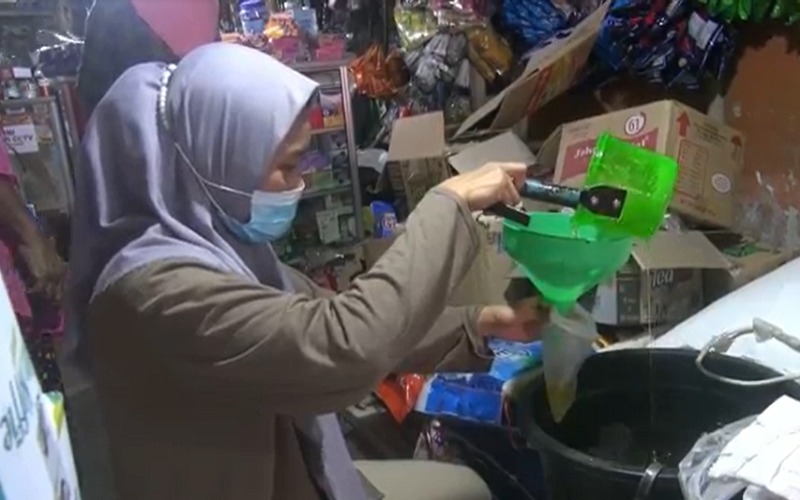 Minyak Goreng Meroket, Ibu-Ibu di Palembang Menjerit 