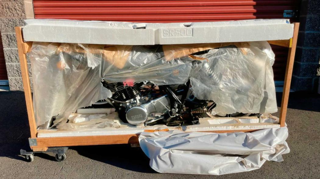 Ditemukan 40 Tahun Masih Terbungkus Kardus, Motor Yamaha Ini Akan Dilelang