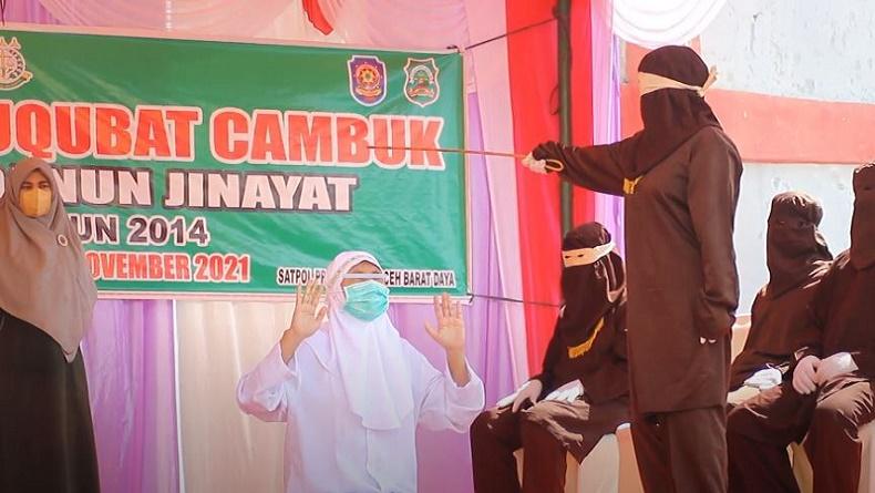 Zina dengan Pria Beristri, ASN Perempuan di Aceh Dicambuk 100 Kali hingga Angkat Tangan