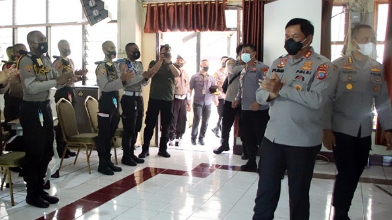 300 Siswa Diktukba Polri Dapat Pembekalan, Ini Pesan Kapolda Sulut