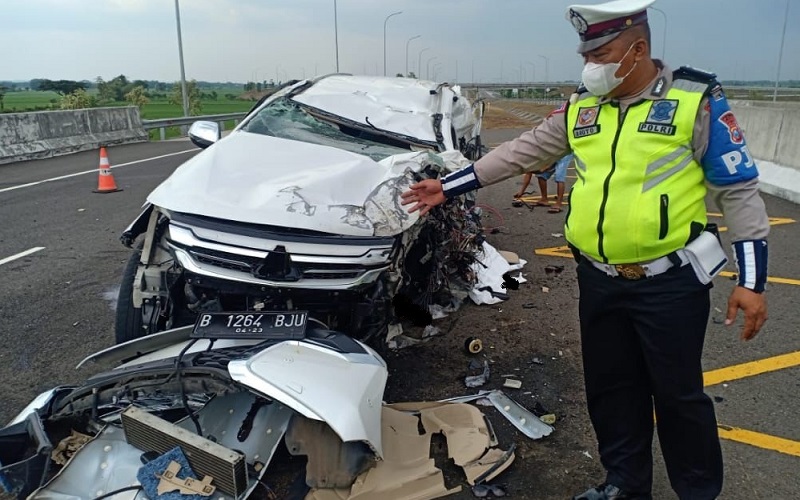 Tewas Kecelakaan, Vanessa Angel dan Suami ke Surabaya untuk Urusan Pekerjaan