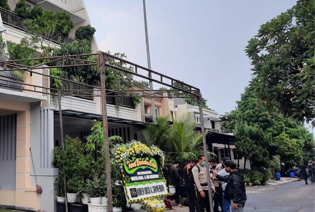 Begini Suasana Rumah Duka di Jakarta, Menunggu Kedatangan Jenazah Vanessa Angel dan Suami