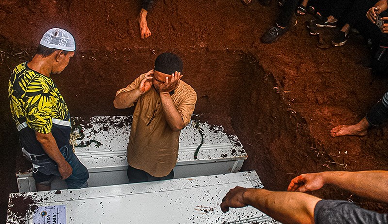 Tata Cara Menguburkan Jenazah Sesuai Ajaran Islam