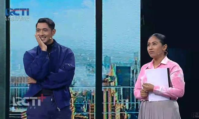 Hadiri Acara HUT ke-32 MNC, Rizky Inggar Goda Arya Saloka