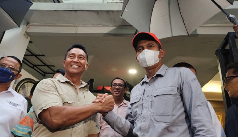 Bertemu Komisi I DPR, Calon Panglima TNI Jenderal Andika Suguhkan Nasi Liwet Khas Solo