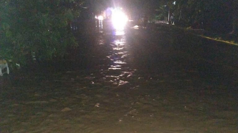 Waduk Teupin Meluap, Banjir Rendam Rumah dan Jalan Aceh Utara