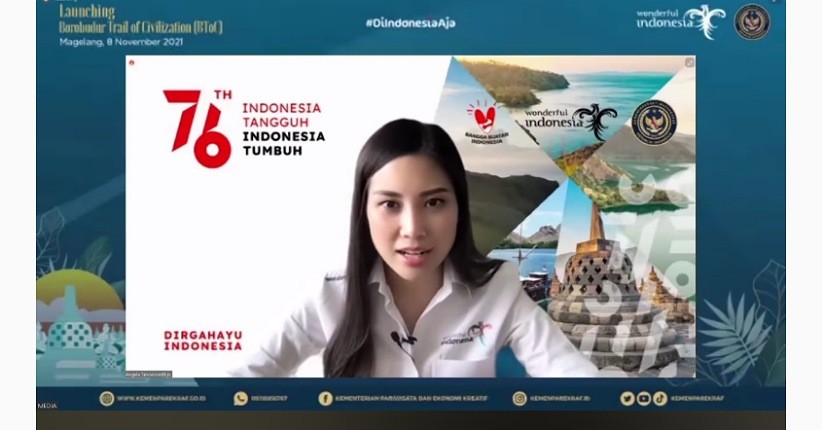 Wamenparekraf Angela Tanoesoedibjo Ajak Wisatawan Rasakan Pengalaman Baru Berwisata di Candi Borobudur