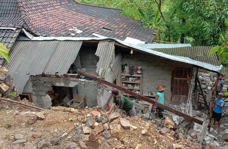 Kaleidoskop 2021: Tanah Longsor Dominasi Bencana Alam di DIY