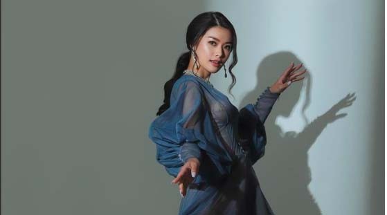 Berkunjung ke Desa Ciwalen Jawa Barat, Miss Indonesia Carla Yules Terpesona: It’s Amazing