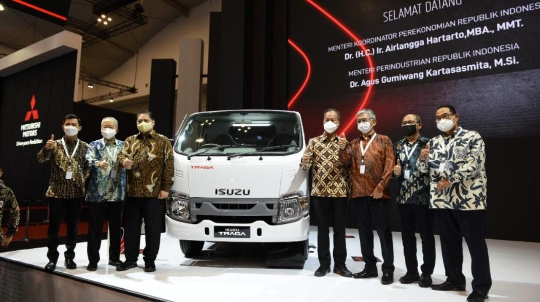 Isuzu Luncurkan 3 Mobil Sekaligus di GIIAS 2021, Ada SUV MU-X 4x4 Terbaru 