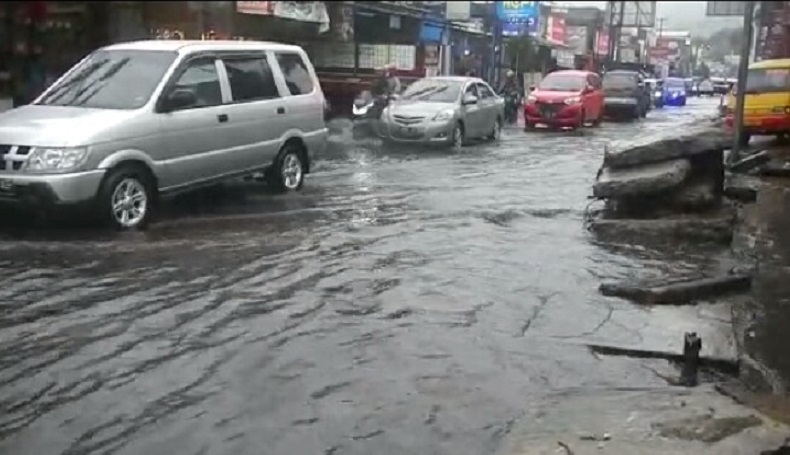 Libur Nataru, Waspadai Daerah Rawan Bencana Ini saat Berwisata di Bandung Barat