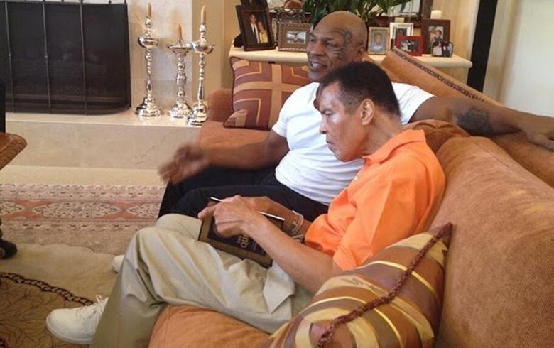 Muhammad Ali dan Mike Tyson Ditanya Siapa Pemenang jika Mereka Duel, Jawabannya Berkelas