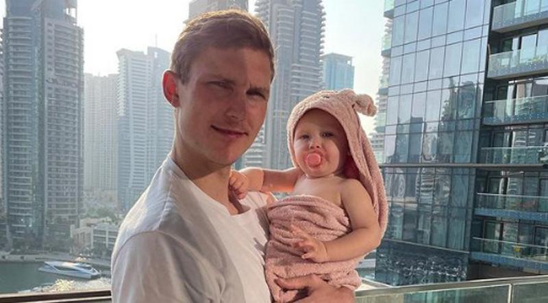 Sang Putri Vega Curi Perhatian di Bali, Viktor Axelsen: Orang Indonesia So Sweet