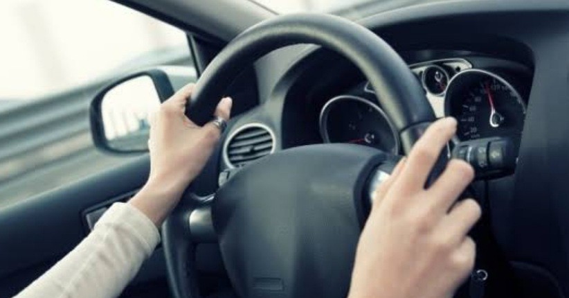 Jangan Panik, Begini Cara Atasi Rem Mobil Blong di Jalan Raya