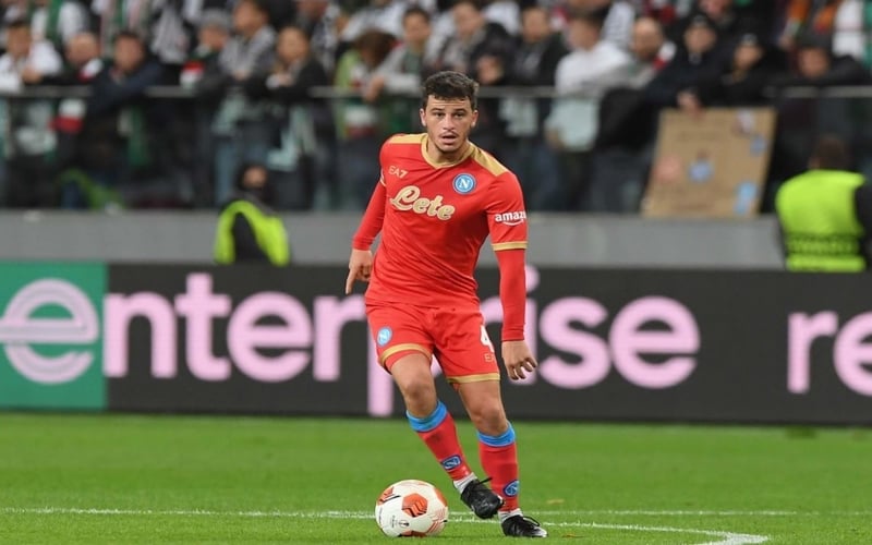 Sedih, Gelandang Napoli Dinyatakan Positif Covid-19 usai Sembuh dari Cedera