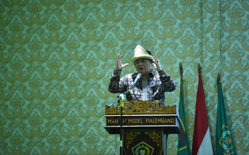 Ditjen Pendis Kemenag Diganjar Penghargaan Pembayar Pajak Terbesar 2021