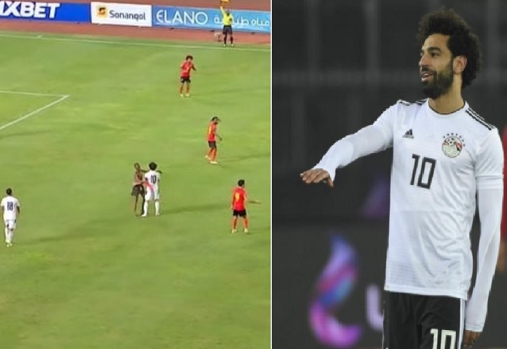 Diserbu Tiga Fans saat Mesir Hadapi Angola, Mohamed Salah Beri Pelukan