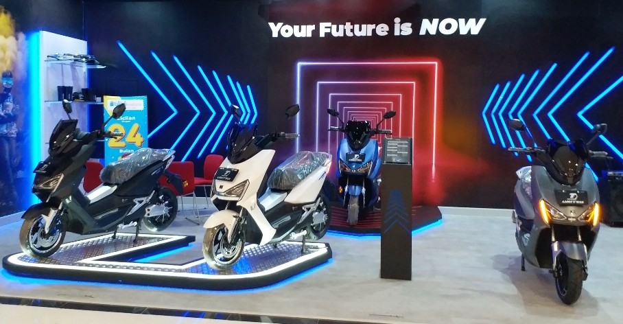 Pakai Motor Listrik, Terbebas Uji Emisi dan Pajak Karbon