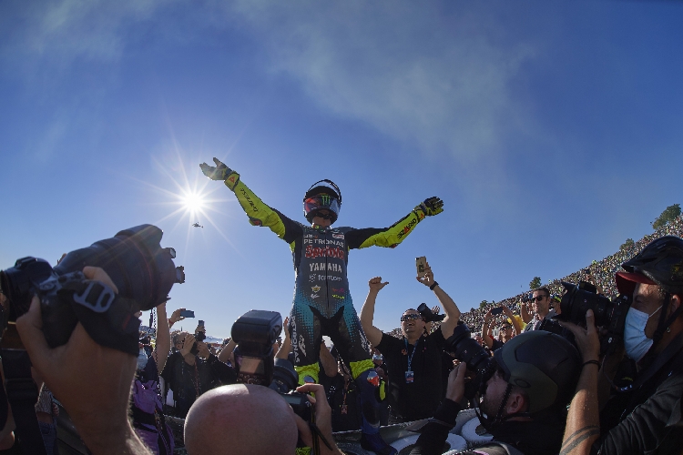 Perjalanan 9 Gelar Juara Dunia Rossi: Ukir Sejarah di Sentul, Ditutup Perpisahan Meriah di Valencia