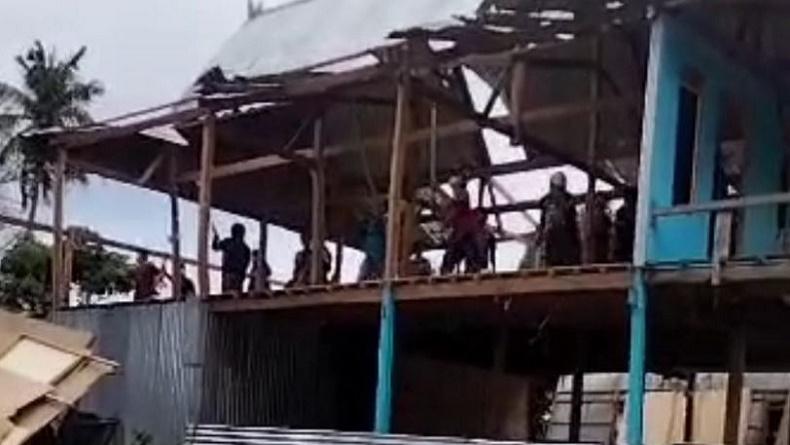 Gegara Beda Pilihan Kades, 8 Rumah Warga di Jeneponto Dibongkar Pemilik yang Marah