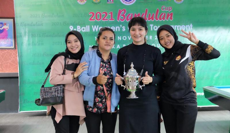 Angeline Ticoalu Kalahkan Silviana Lu di Final Turnamen Biliar Putri 9 Ball