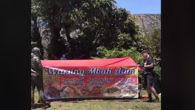 Viral Pendaki Ini Buka Warung Pecel di Puncak Gunung, Netizen Ternganga-nganga