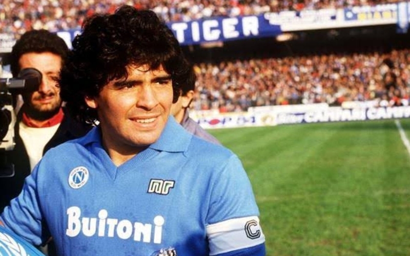 5 Jersey Termahal Klub Eropa, Nomor 2 Pernah Dipakai Diego Maradona