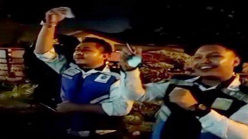 Viral Pegawai Dishub Medan Berjoget sambil Pamer Uang Rp50.000