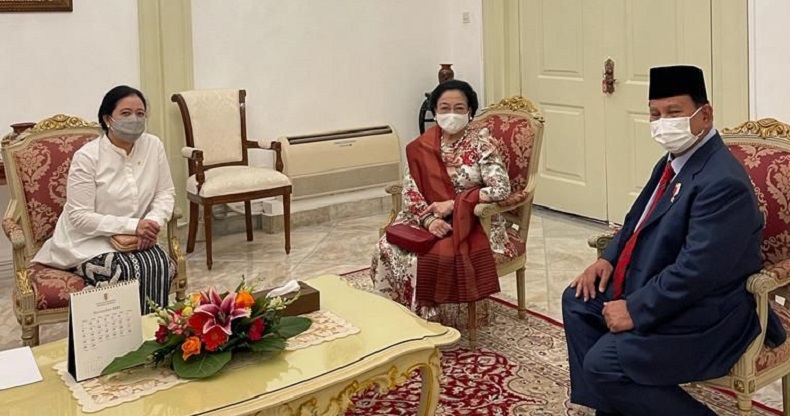Puan Unggah Momen Bersama Megawati dan Prabowo, Kode untuk 2024?