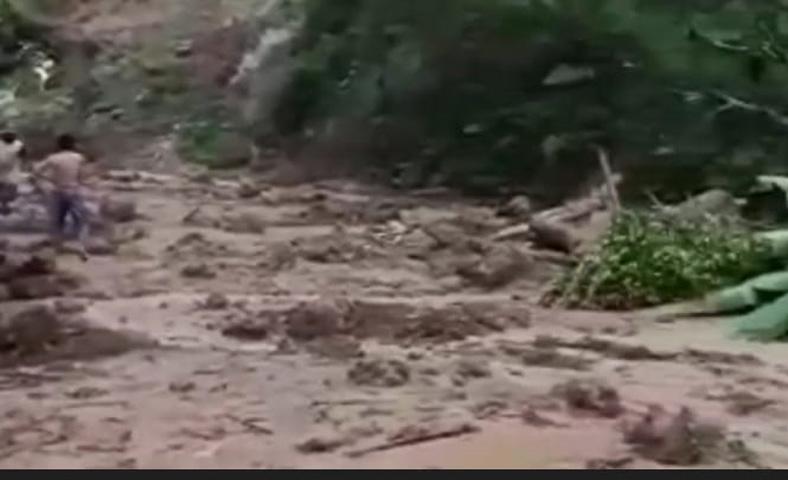 Puluhan Warga dan Pemancing Terjebak Longsor di Waduk Wonorejo Tulungagung